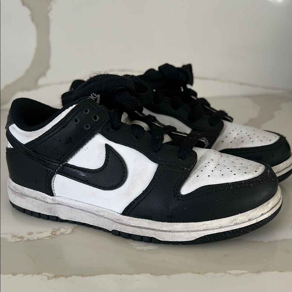 Nike Kids Black and White (Panda) Dunks